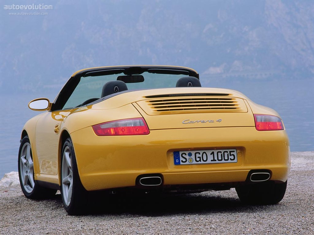 Porsche 911 Carrera 4 Cabriolet photo 4