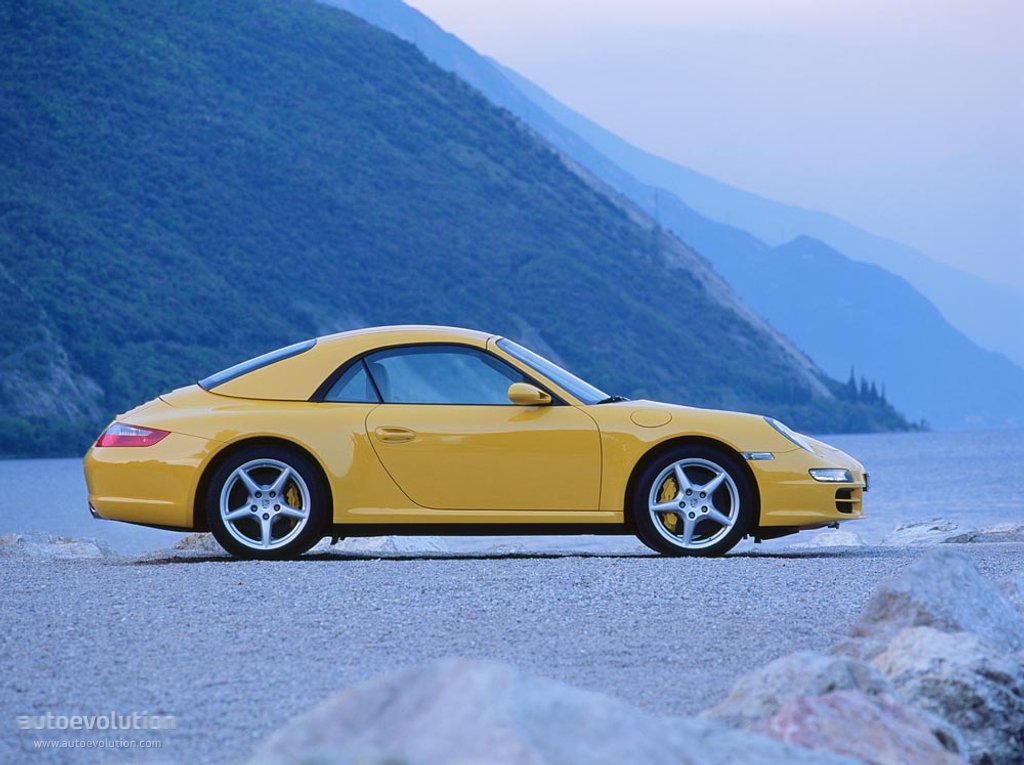 Porsche 911 Carrera 4 Cabriolet photo 7