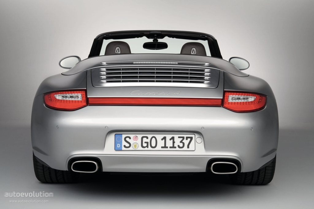 Porsche 911 Carrera 4 Cabriolet photo 2