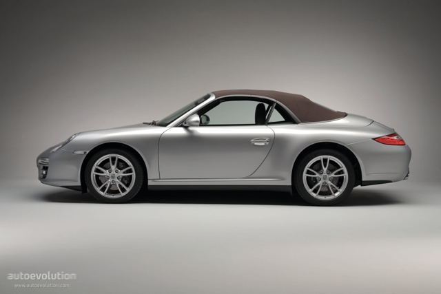 Porsche 911 Carrera 4 Cabriolet photo 4
