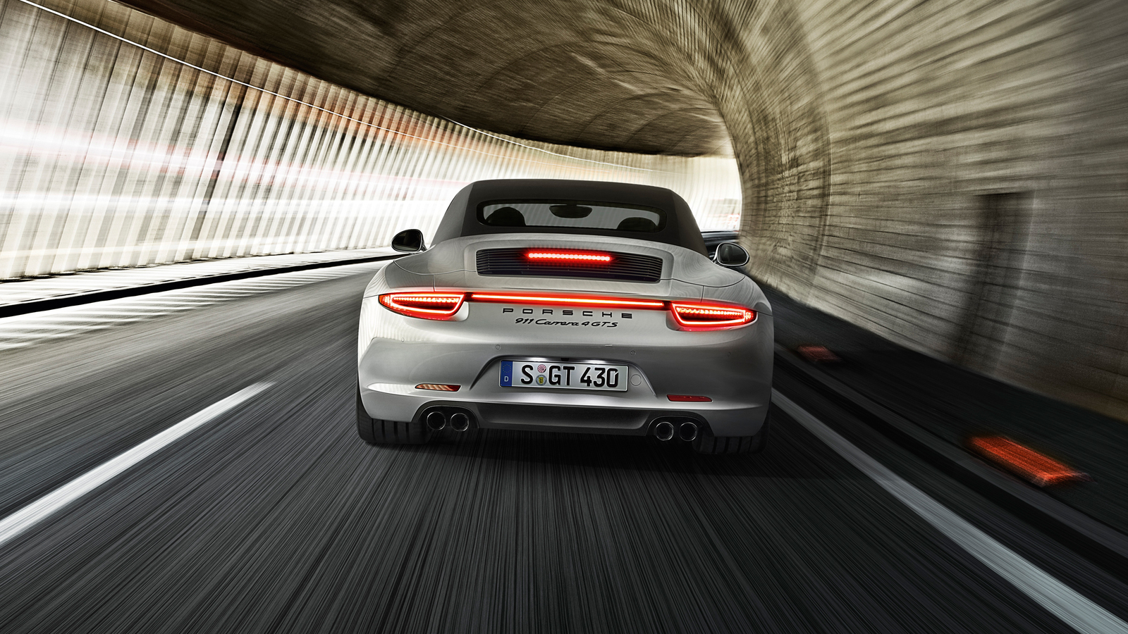 Porsche 911 Carrera 4 Gts Cabriolet photo 4