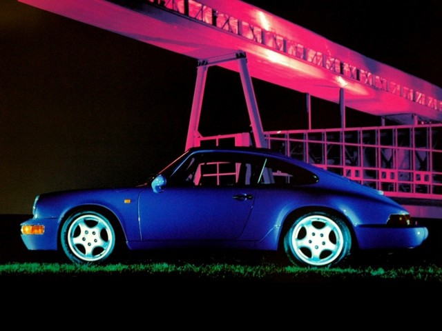 Porsche 911 Carrera 4 photo 8