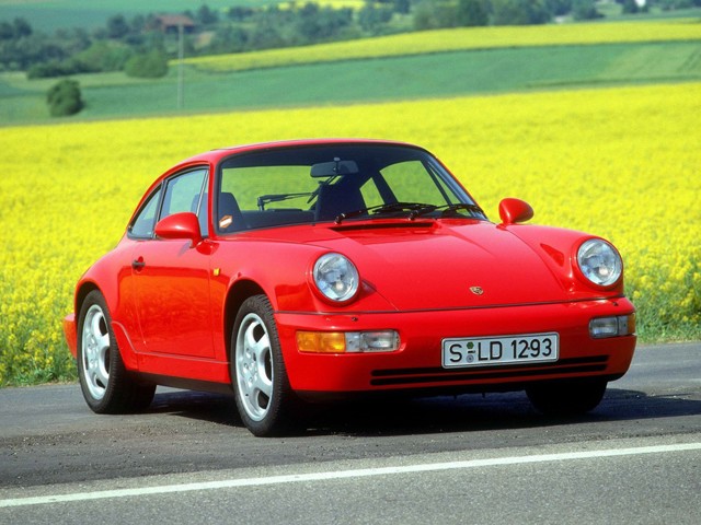 Porsche 911 Carrera 4 photo 9