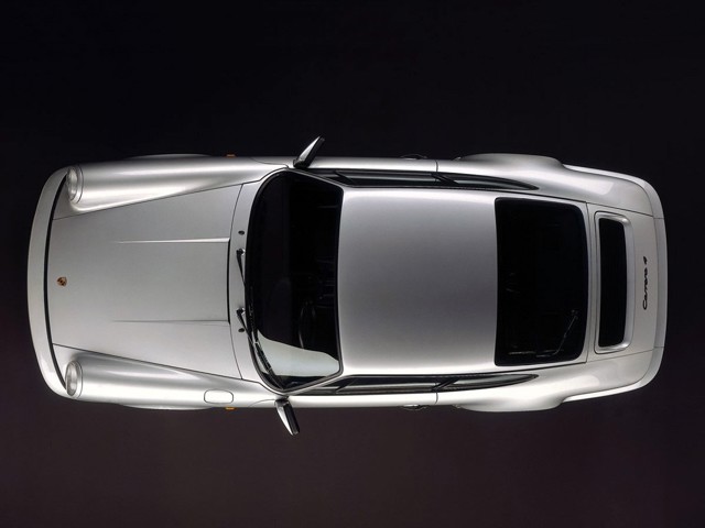 Porsche 911 Carrera 4 photo 14