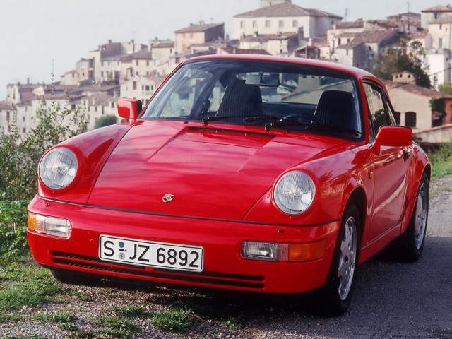 Porsche 911 Carrera 4 photo 16