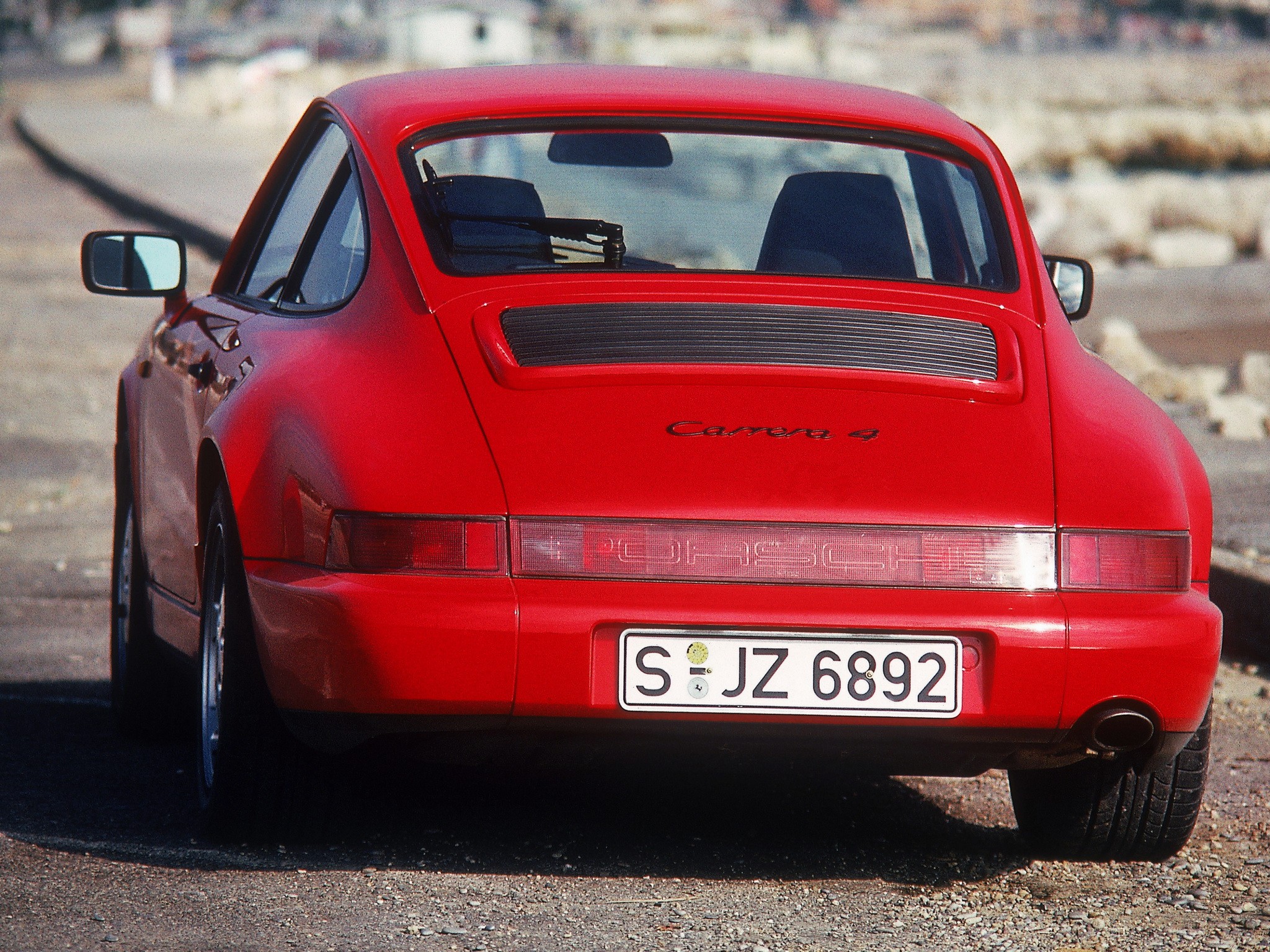 Porsche 911 Carrera 4 photo 17
