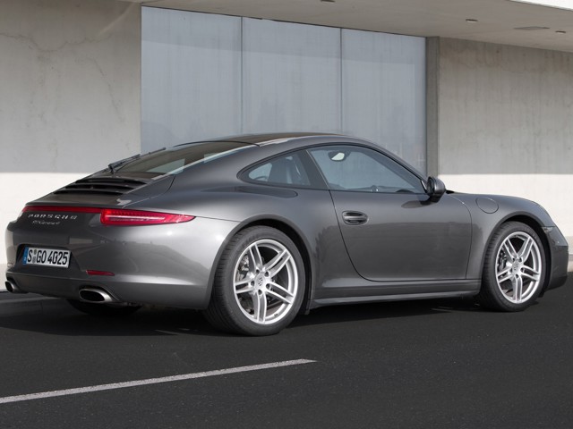 Porsche 911 Carrera 4 photo 13
