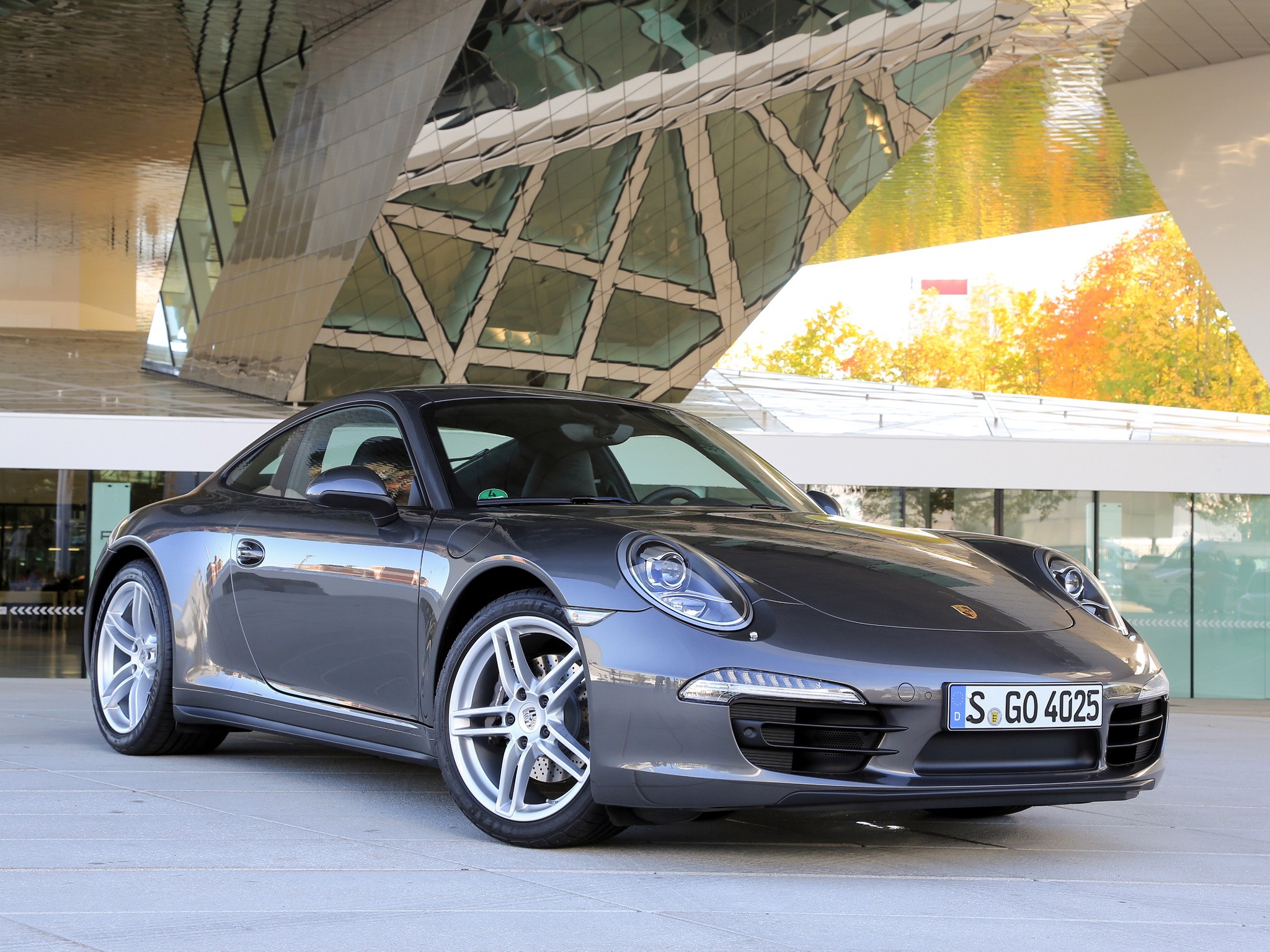 Porsche 911 Carrera 4 photo 17