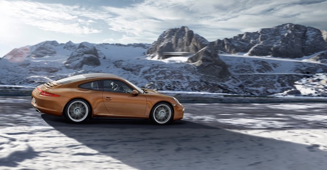 Porsche 911 Carrera 4 photo 10