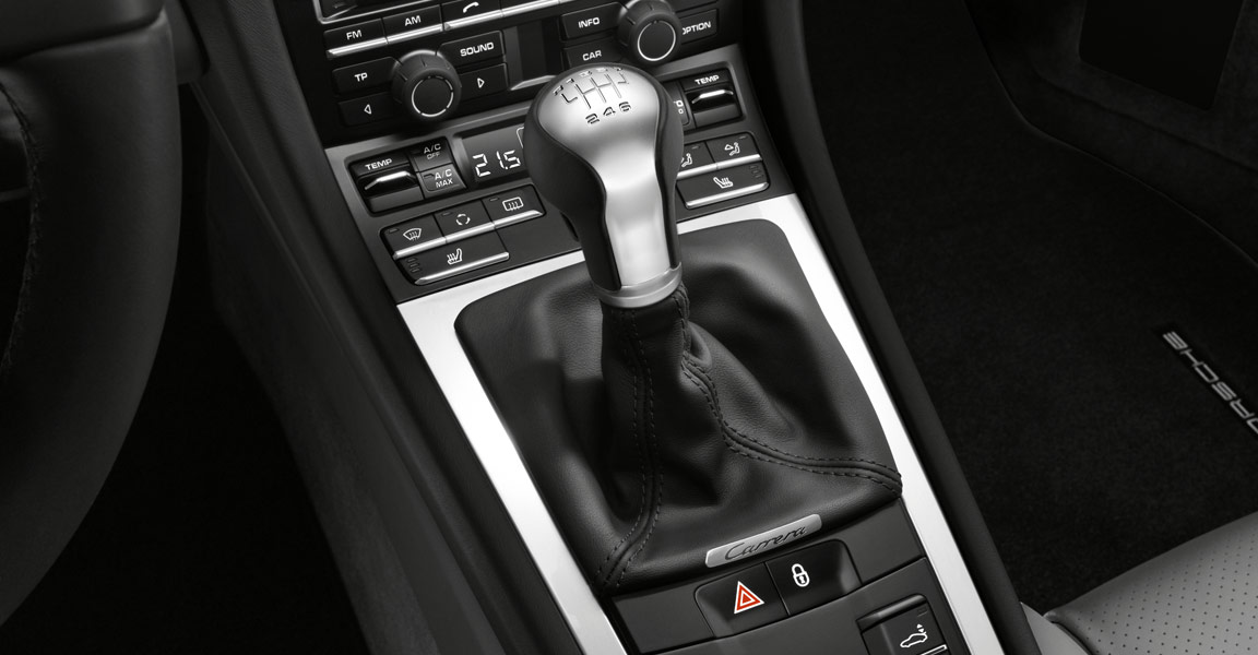 Porsche 911 Carrera 4 photo 24