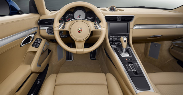 Porsche 911 Carrera 4 photo 27