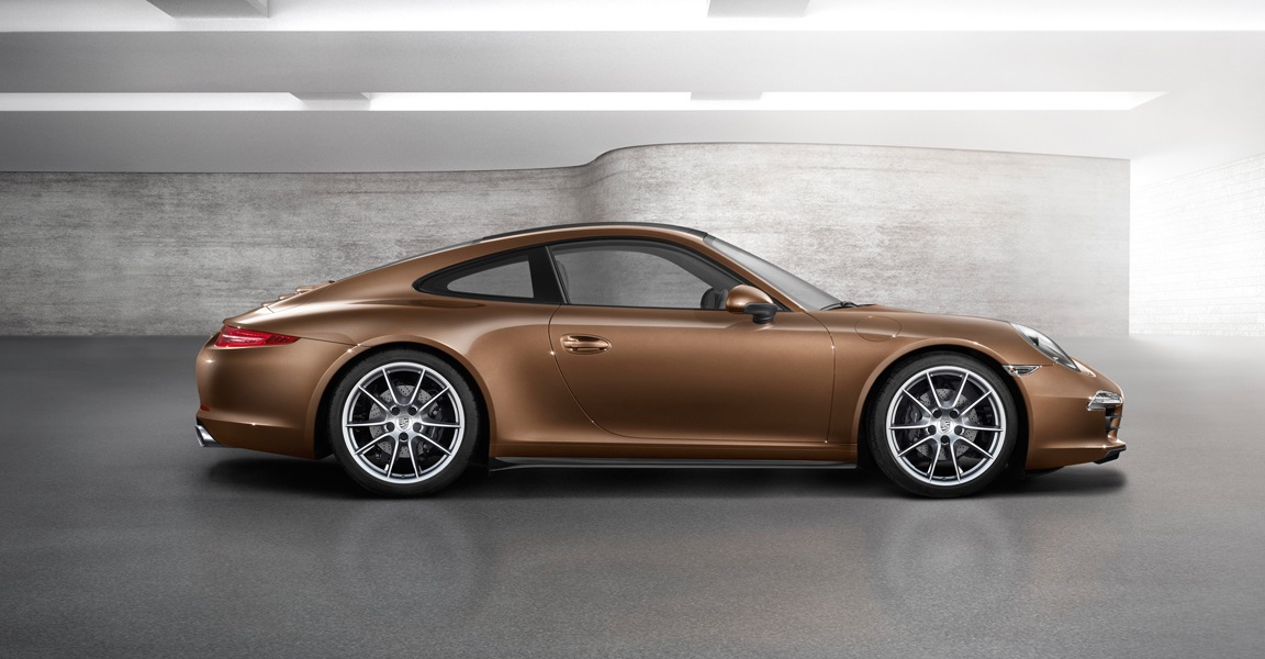 Porsche 911 Carrera 4 photo 2