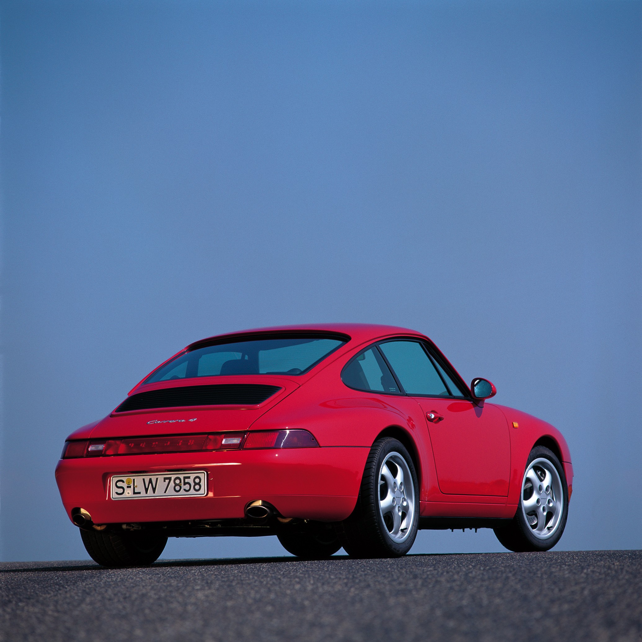 Porsche 911 Carrera 4 photo 3