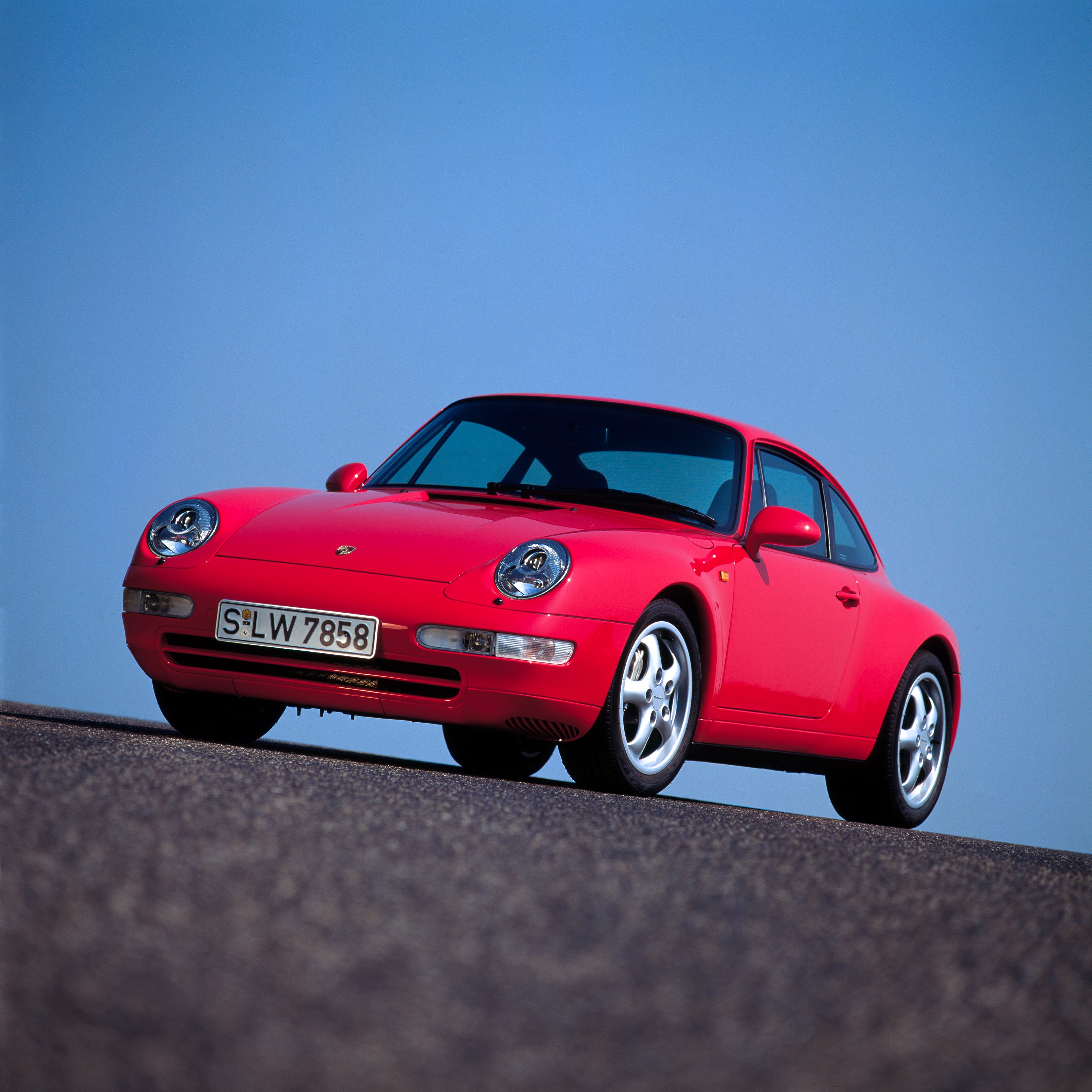 Porsche 911 Carrera 4 photo 4