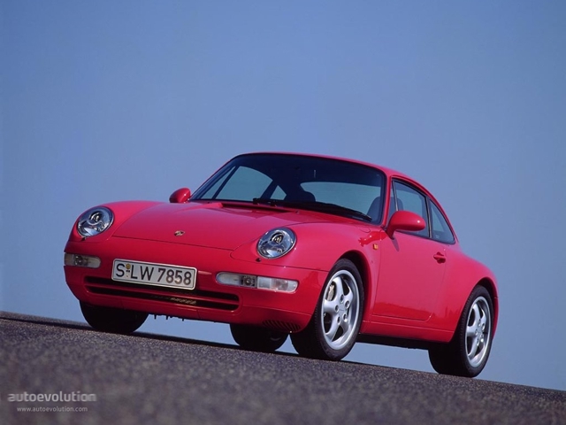 PORSCHE 911 Carrera 4