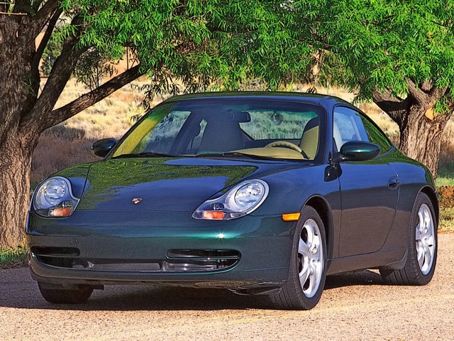 Porsche 911 Carrera 4 photo 5