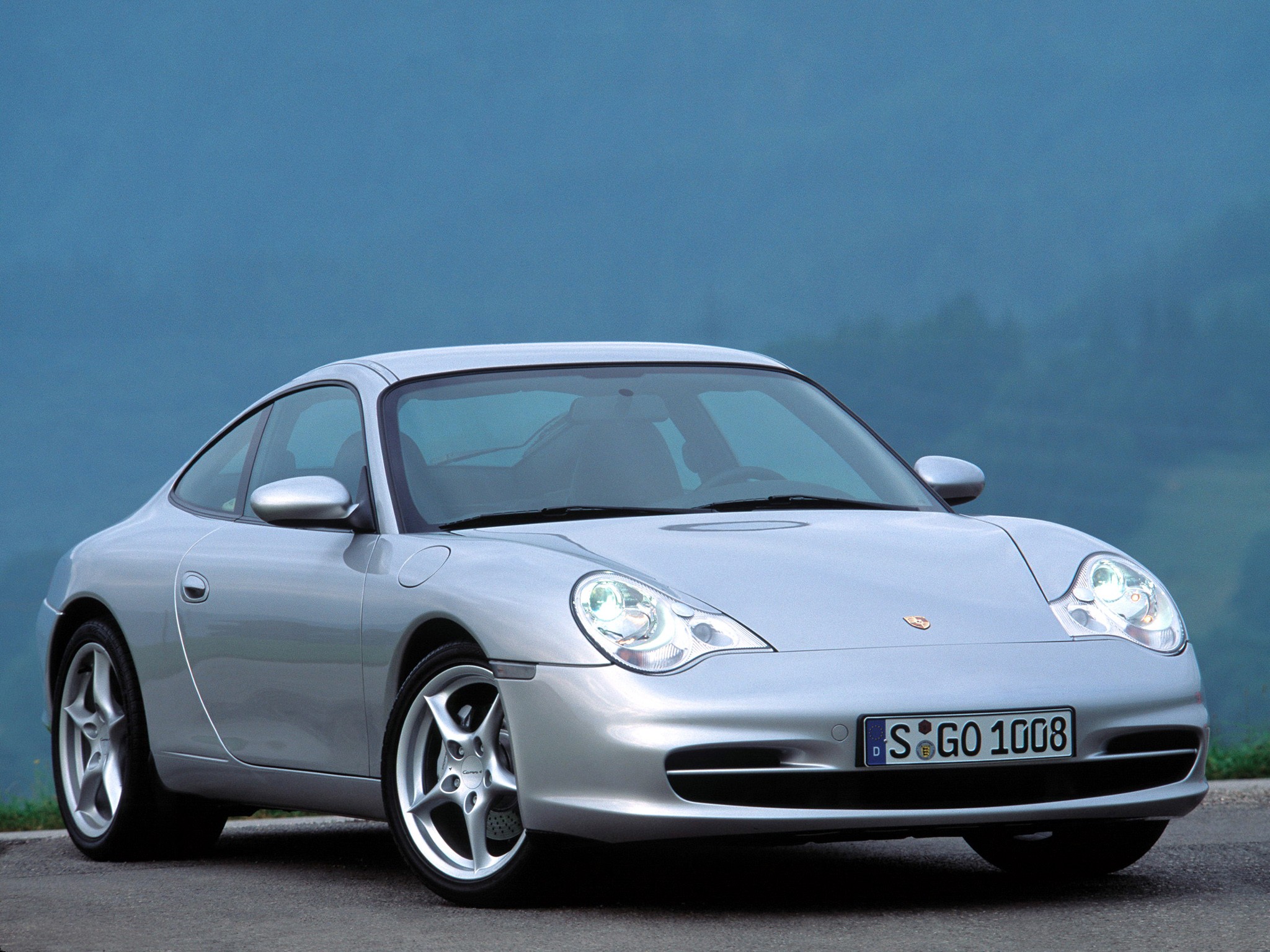 Porsche 911 Carrera 4 photo 16