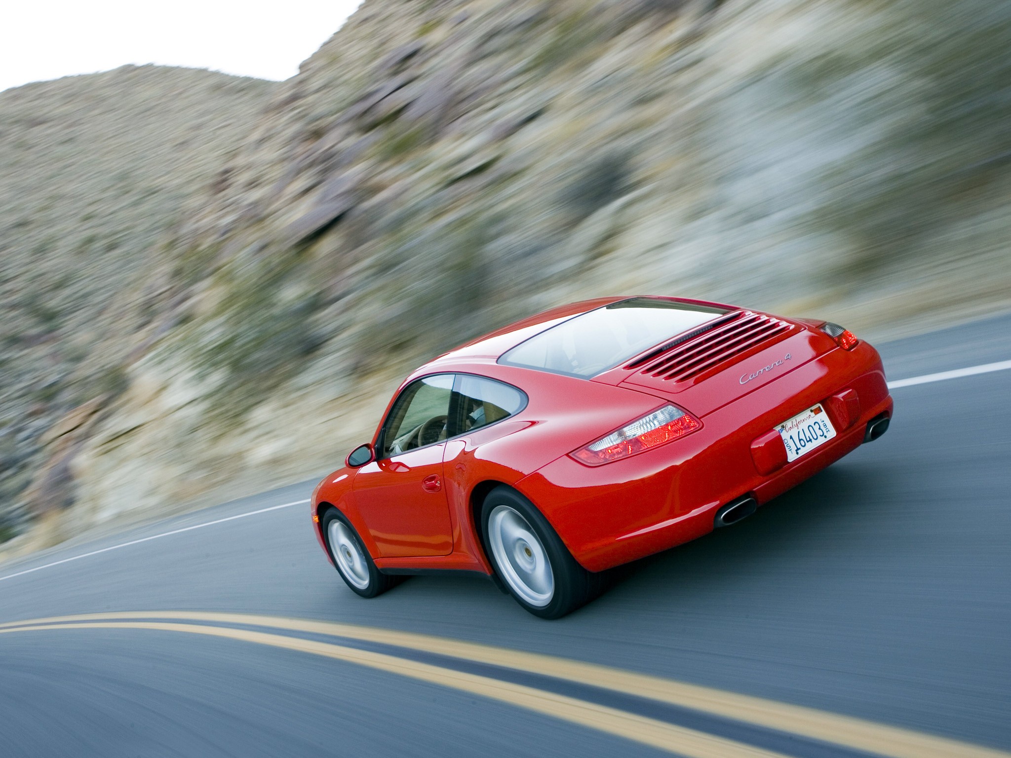 Porsche 911 Carrera 4 photo 10