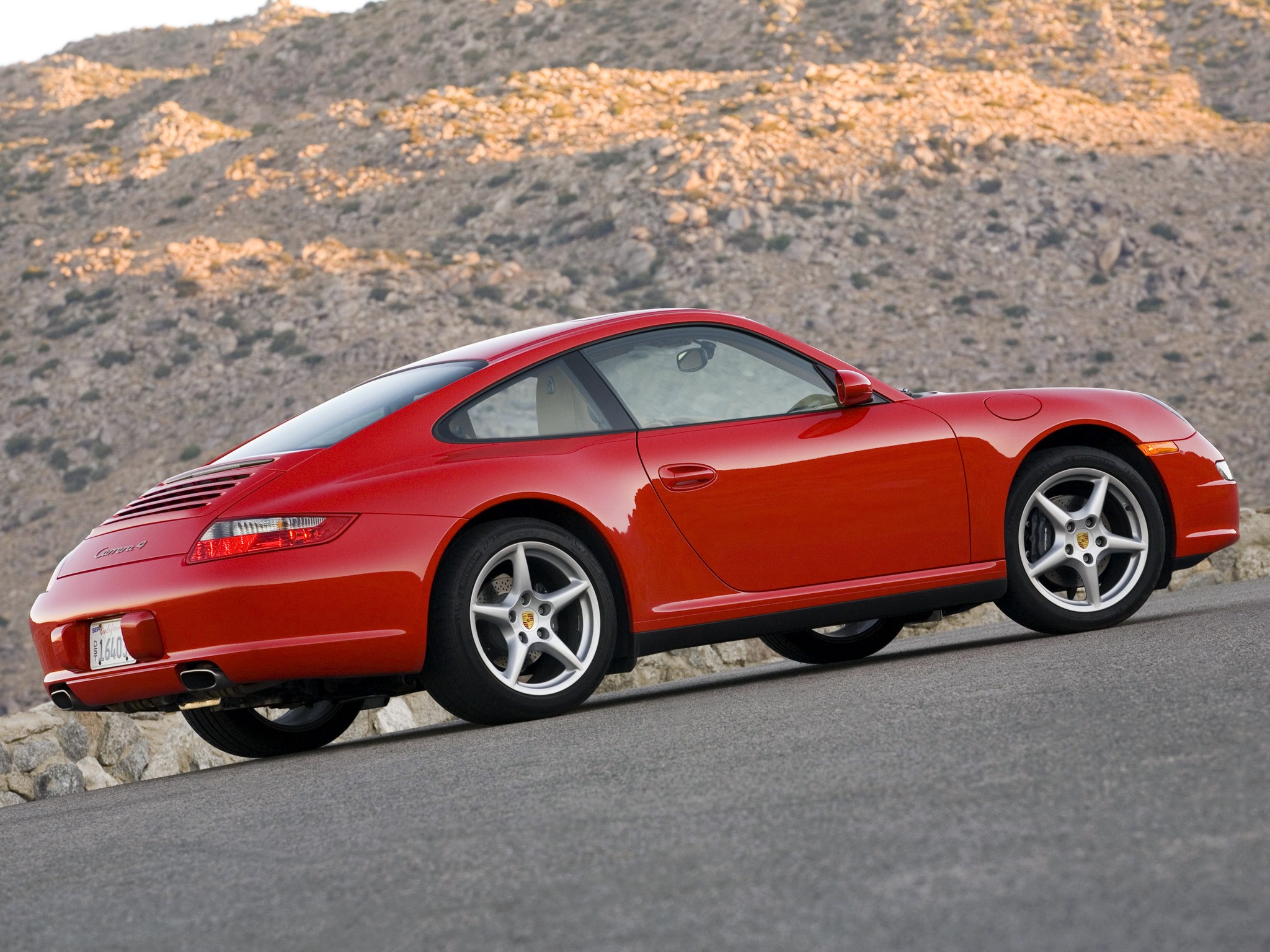 Porsche 911 Carrera 4 photo 16