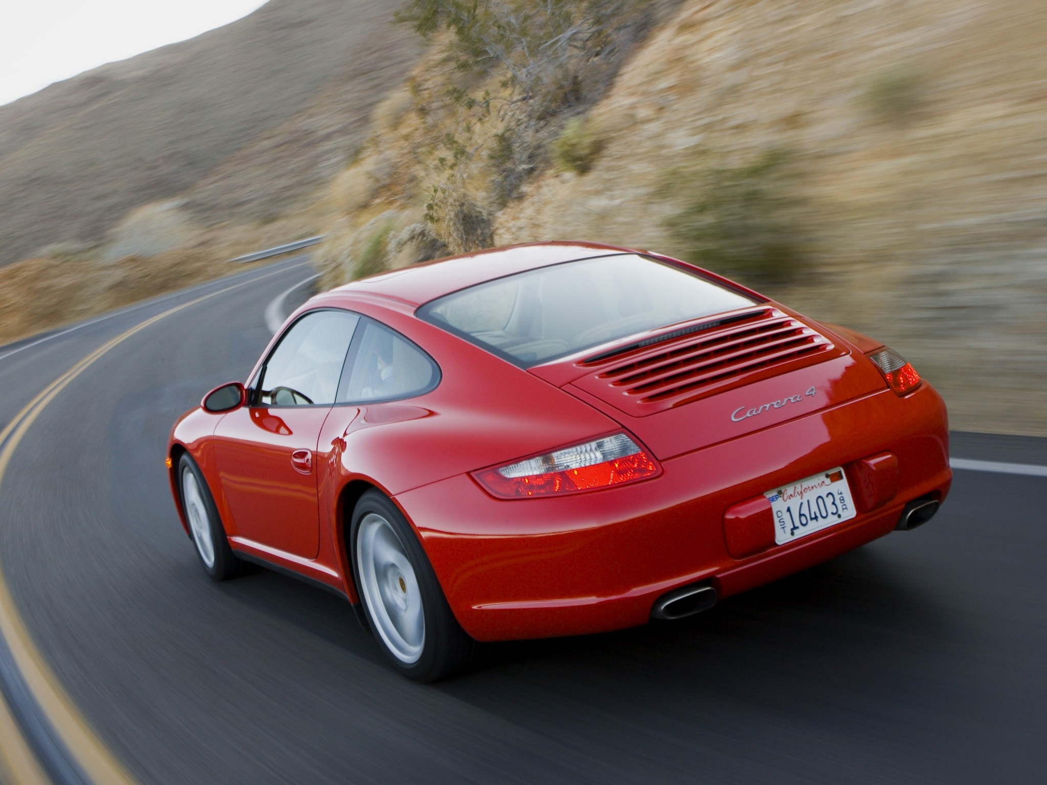 Porsche 911 Carrera 4 photo 18