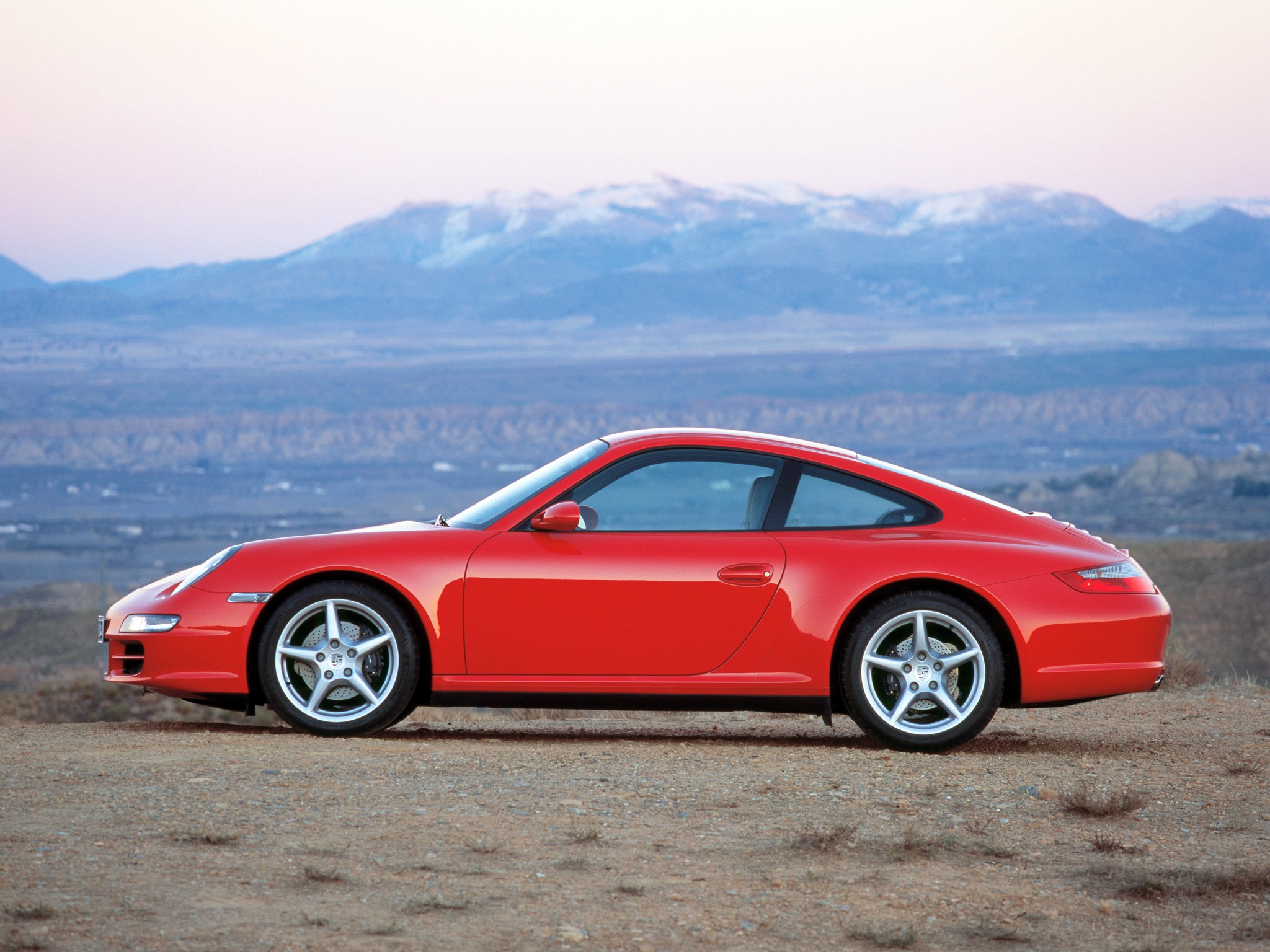 Porsche 911 Carrera 4 photo 25