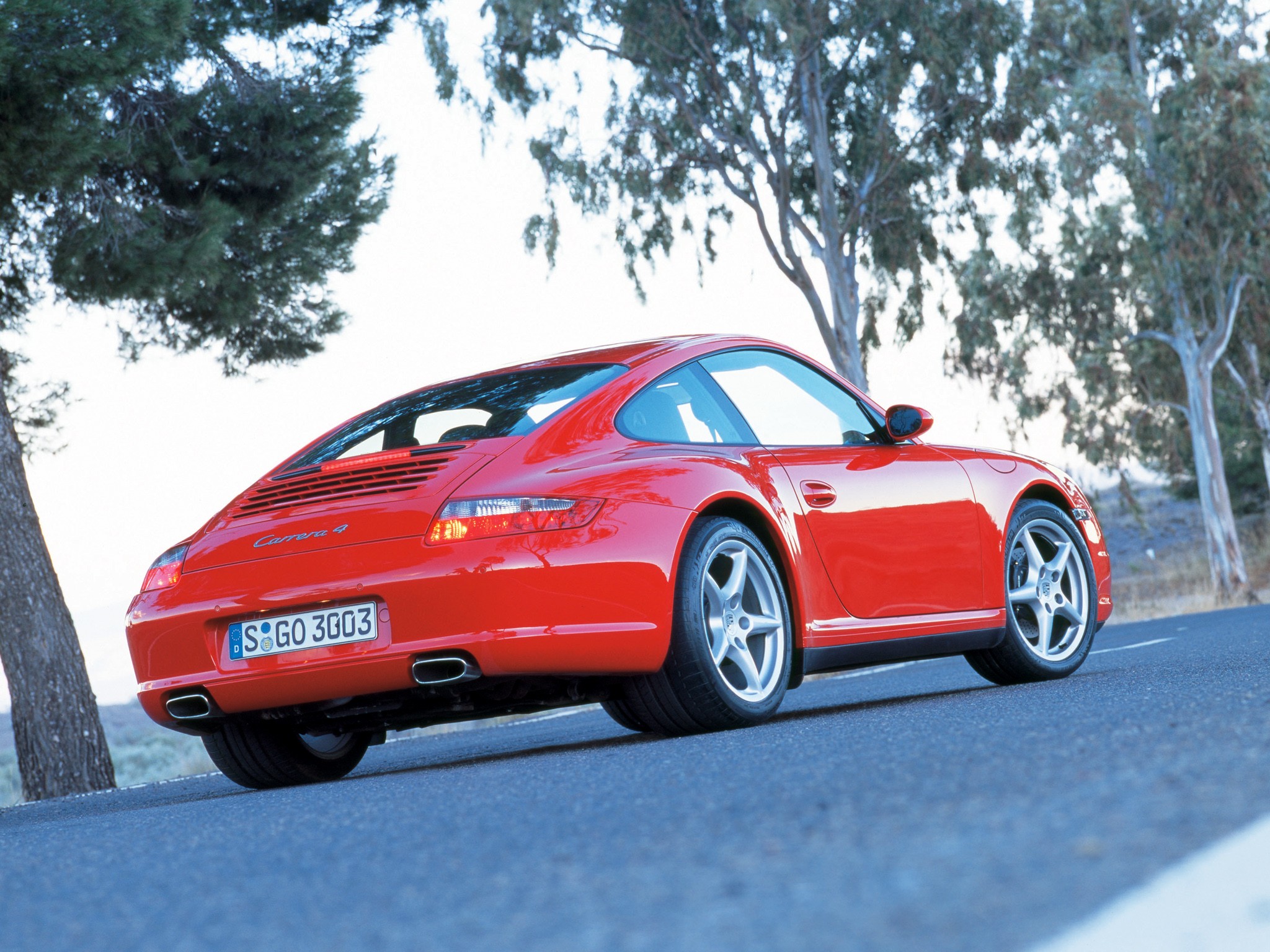 Porsche 911 Carrera 4 photo 27