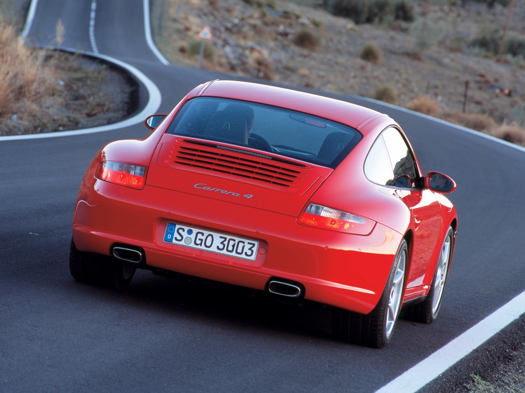 Porsche 911 Carrera 4 photo 28