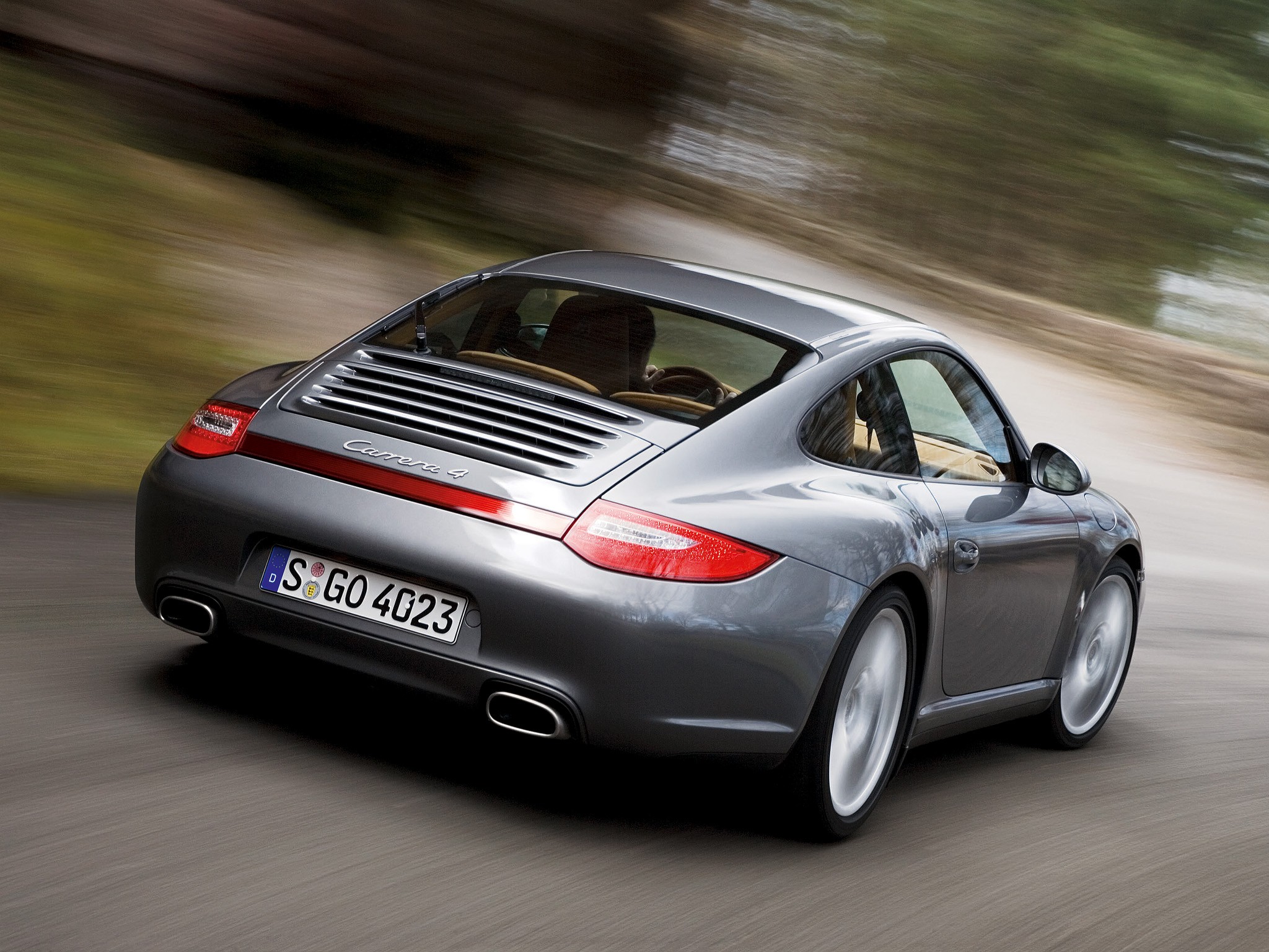 Porsche 911 Carrera 4 photo 23