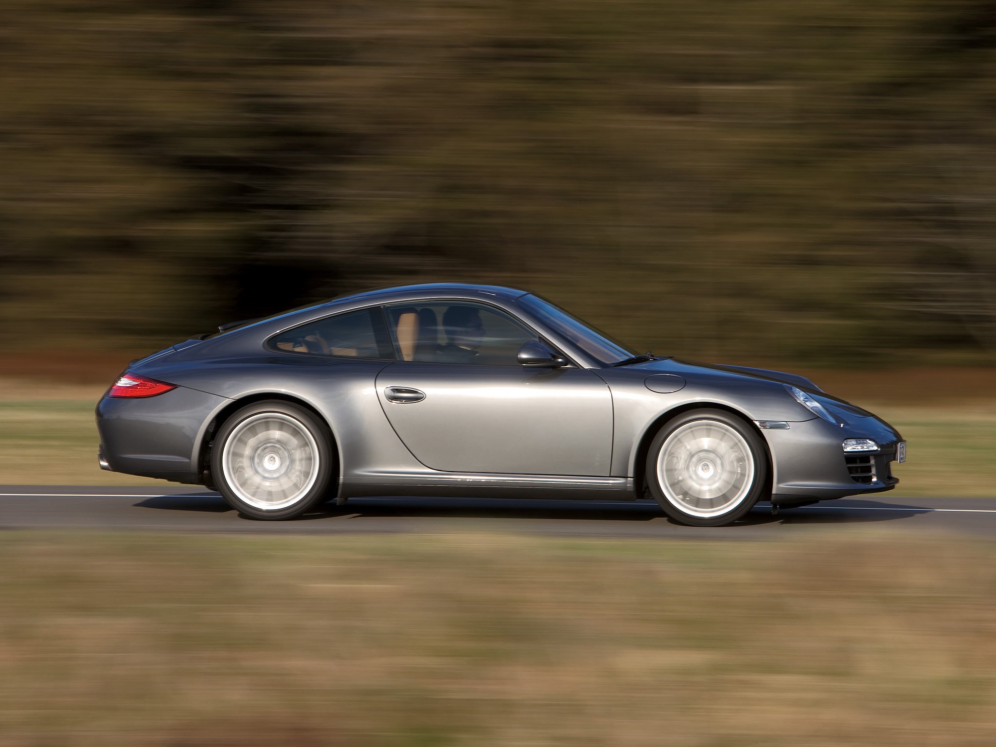 Porsche 911 Carrera 4 photo 27