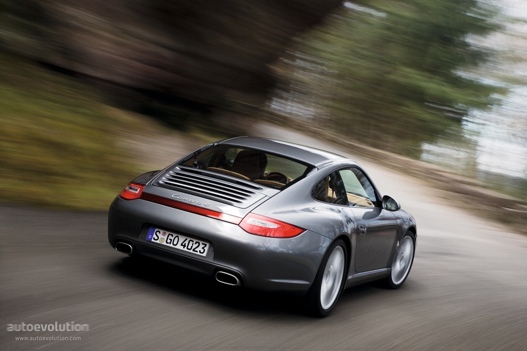 Porsche 911 Carrera 4 photo 7