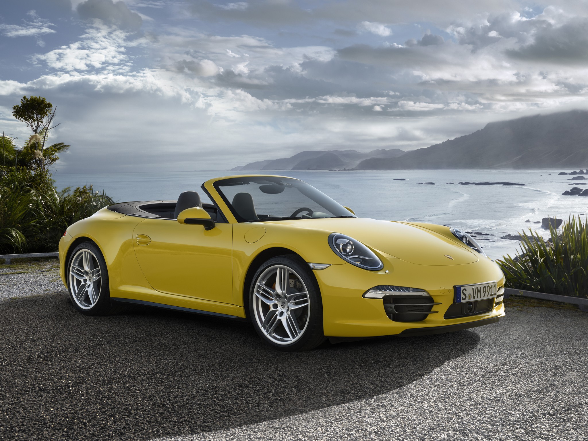 Porsche 911 Carrera 4S Cabriolet photo 17