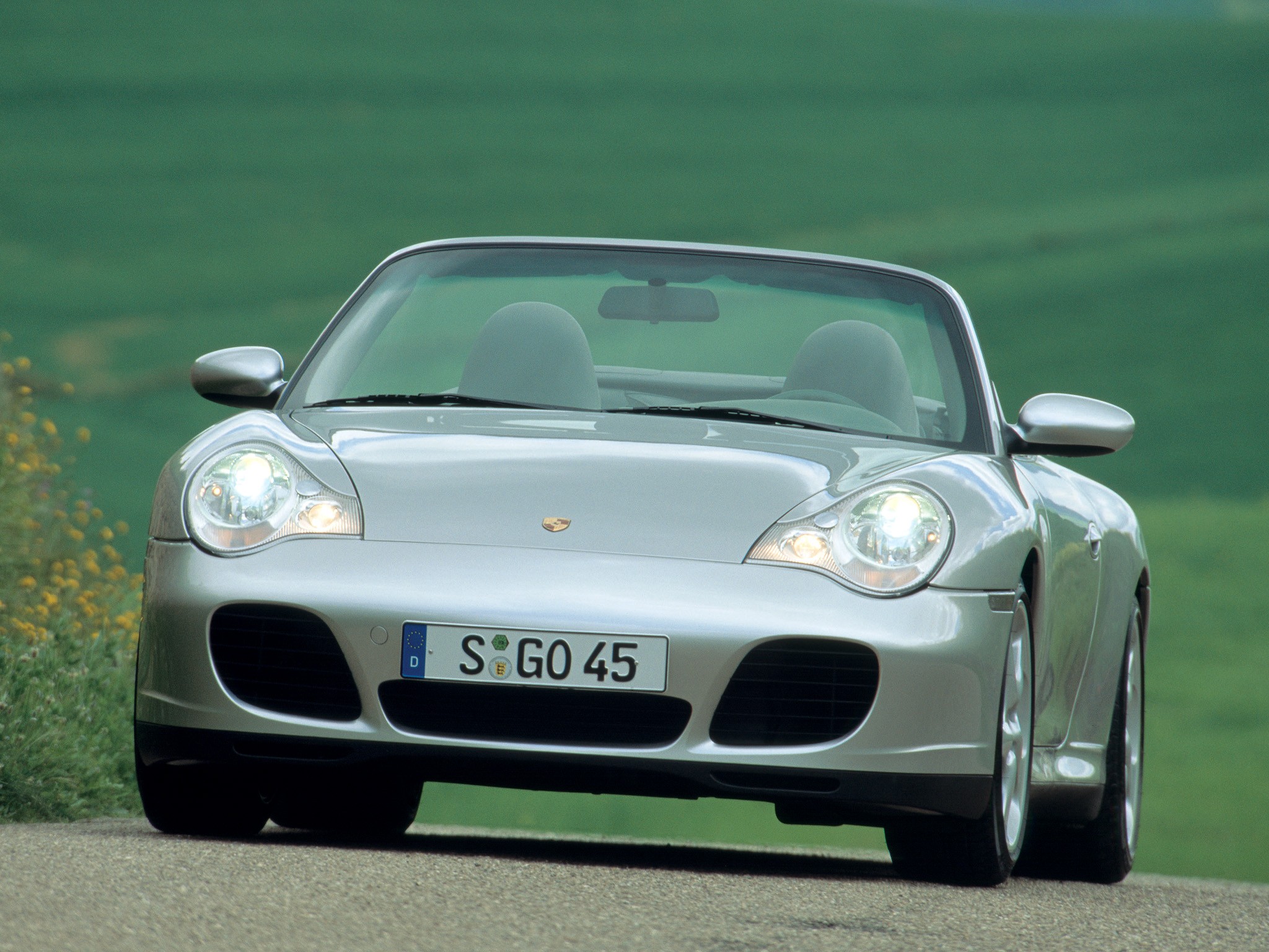 Porsche 911 Carrera 4S Cabriolet photo 16