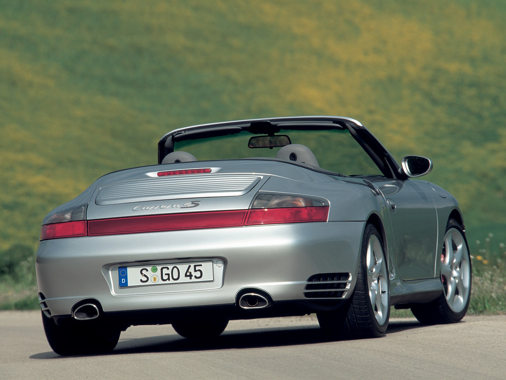Porsche 911 Carrera 4S Cabriolet photo 17