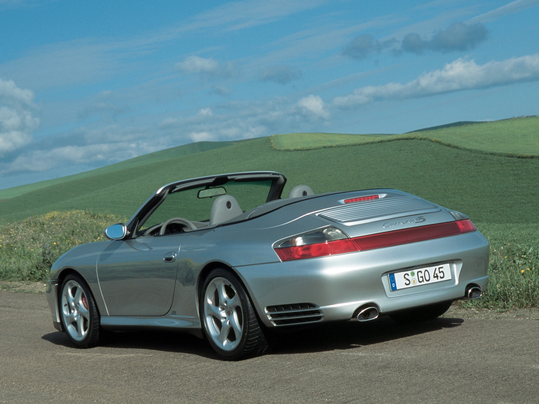 Porsche 911 Carrera 4S Cabriolet photo 23