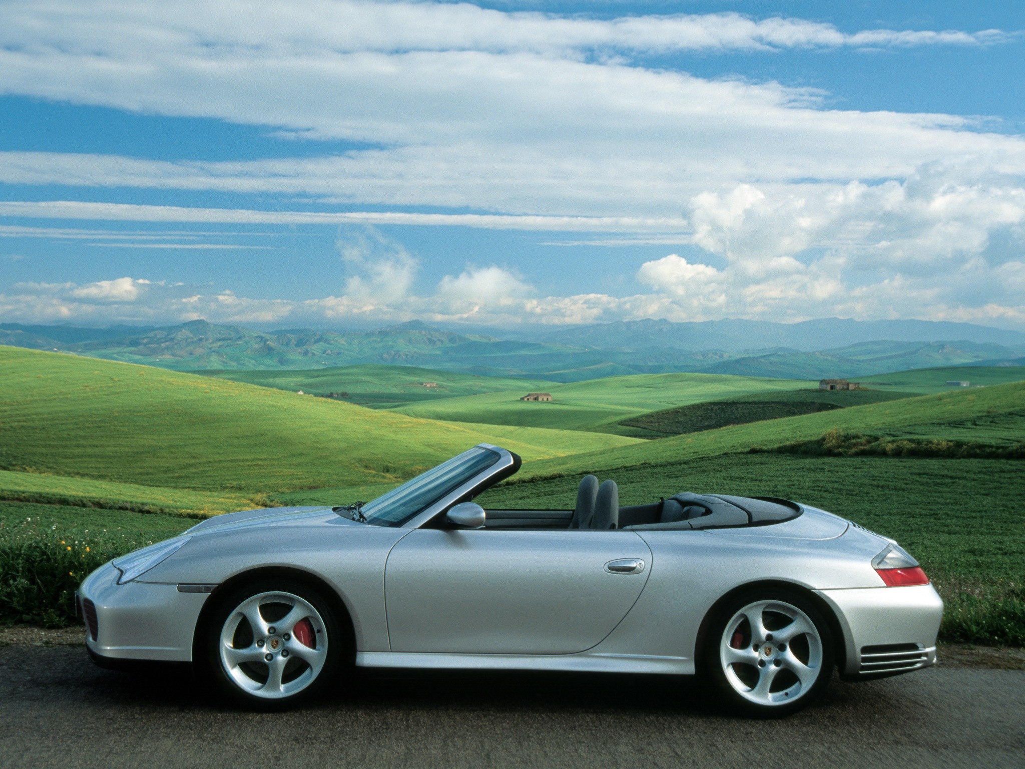 Porsche 911 Carrera 4S Cabriolet photo 24