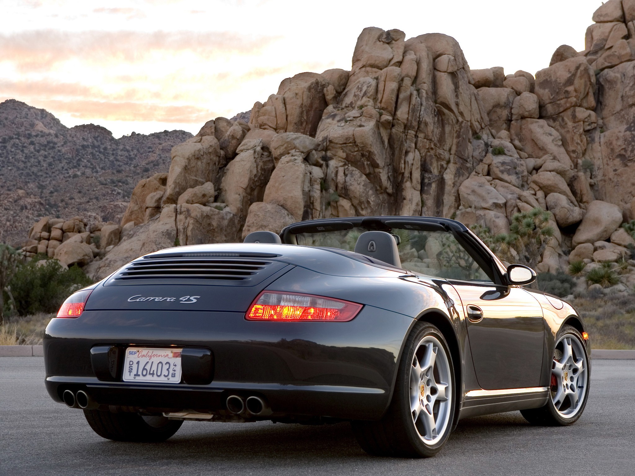 Porsche 911 Carrera 4S Cabriolet photo 17