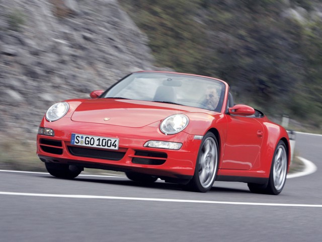 Porsche 911 Carrera 4S Cabriolet photo 36