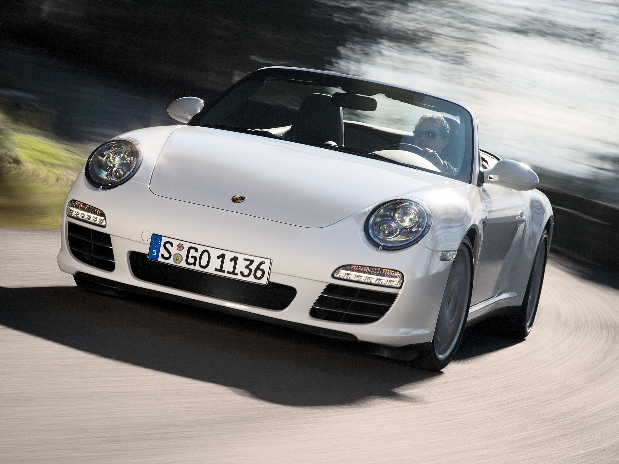 Porsche 911 Carrera 4S Cabriolet photo 21