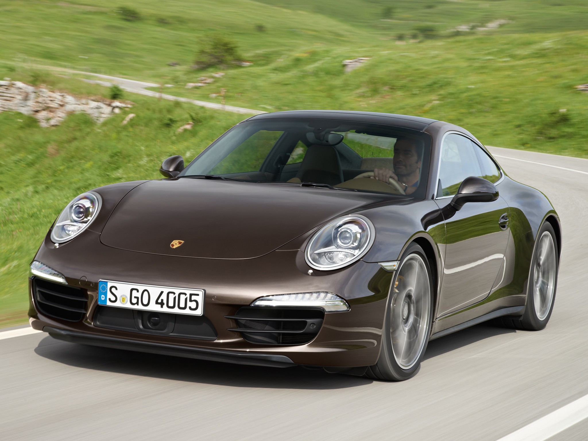 Porsche 911 Carrera 4S photo 18
