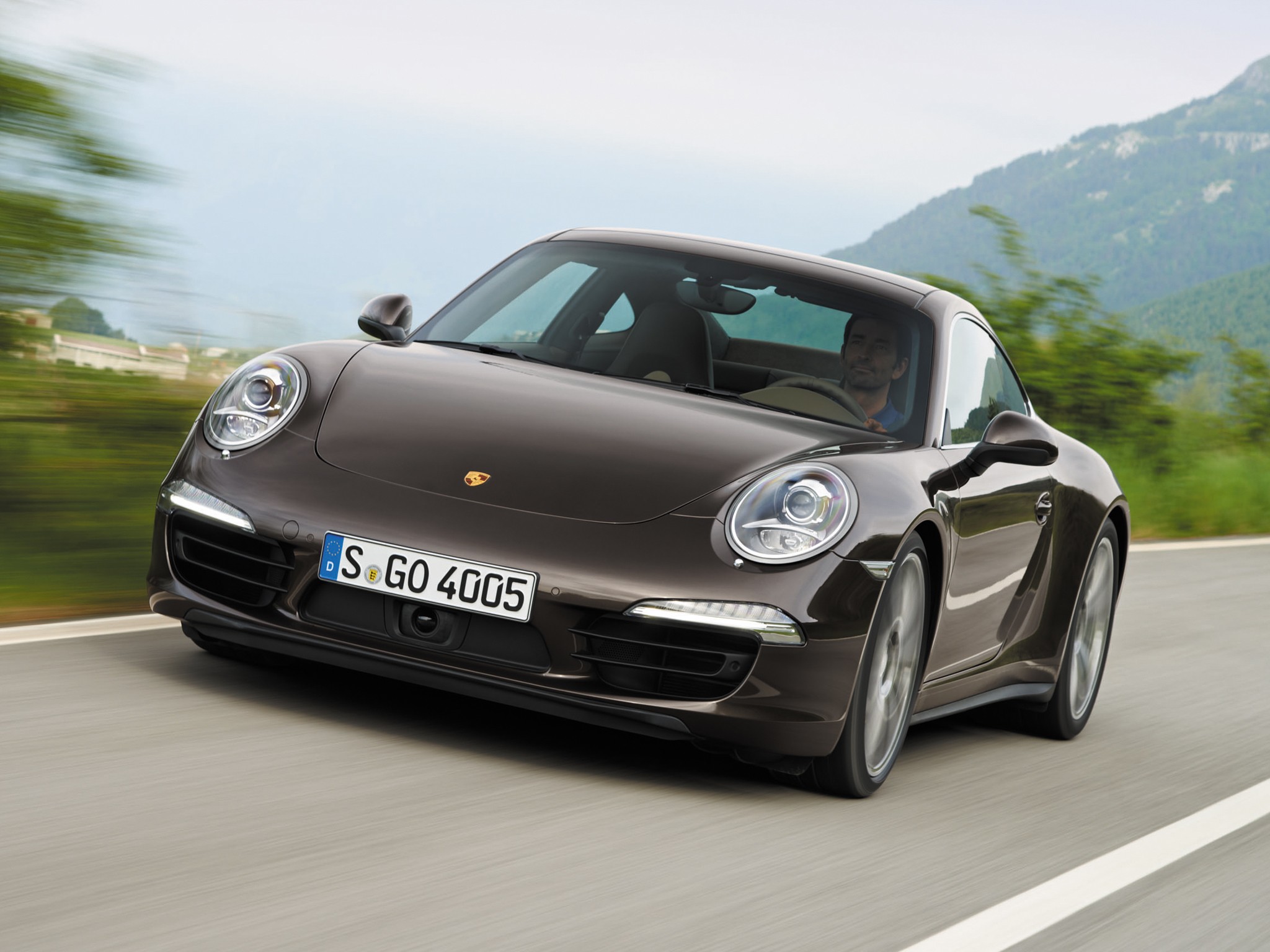 Porsche 911 Carrera 4S photo 25
