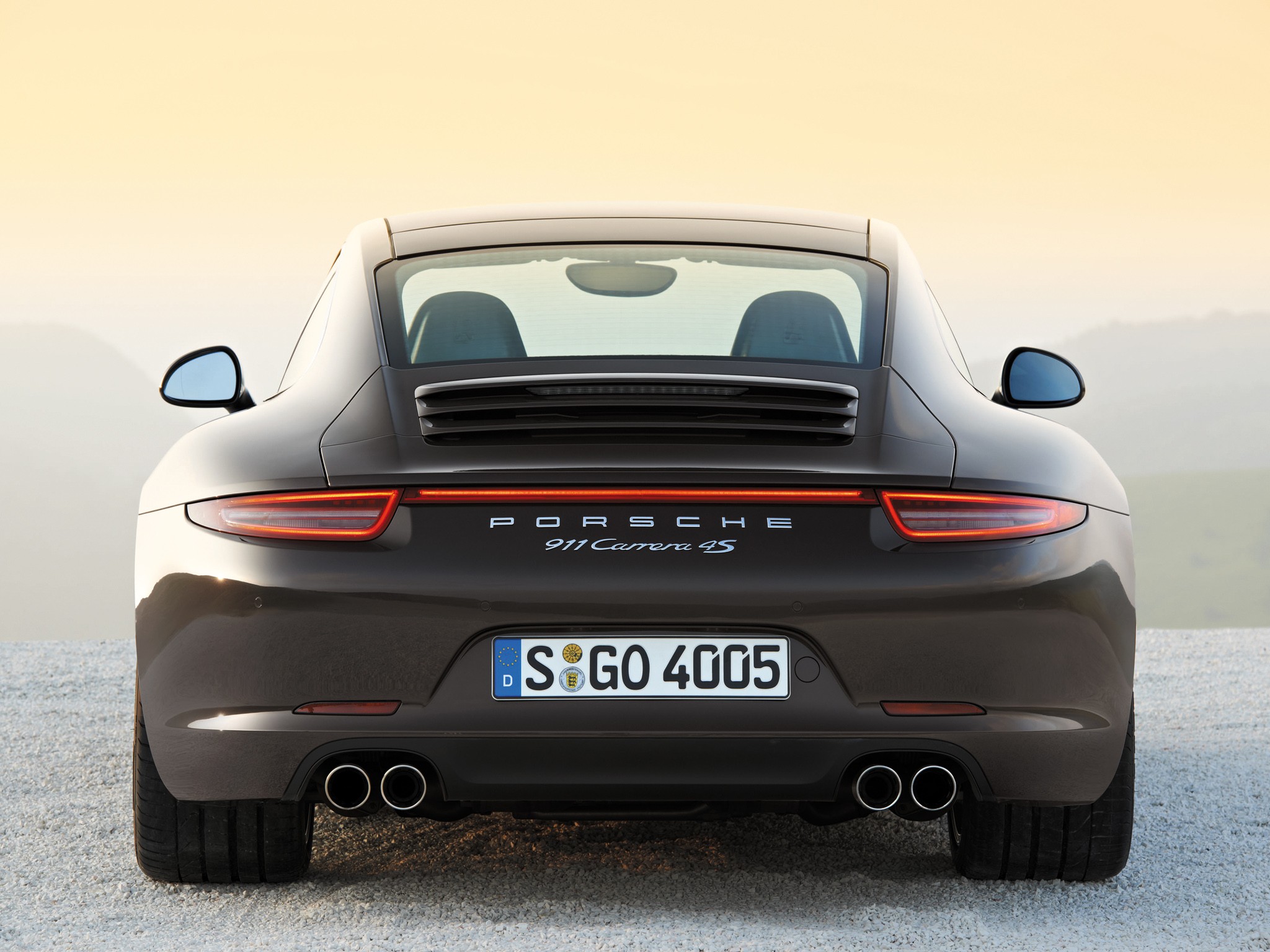 Porsche 911 Carrera 4S photo 30