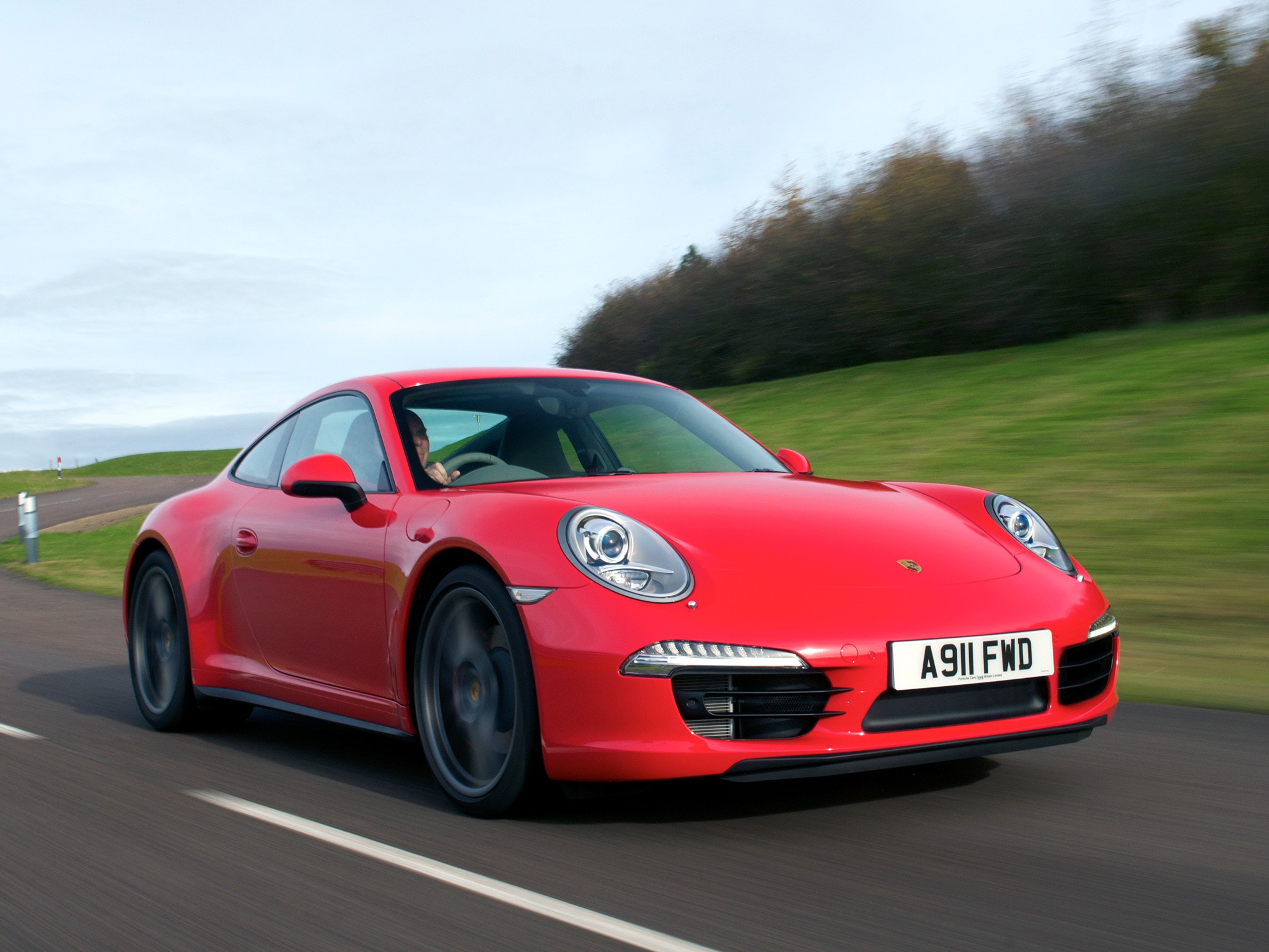 Porsche 911 Carrera 4S photo 33
