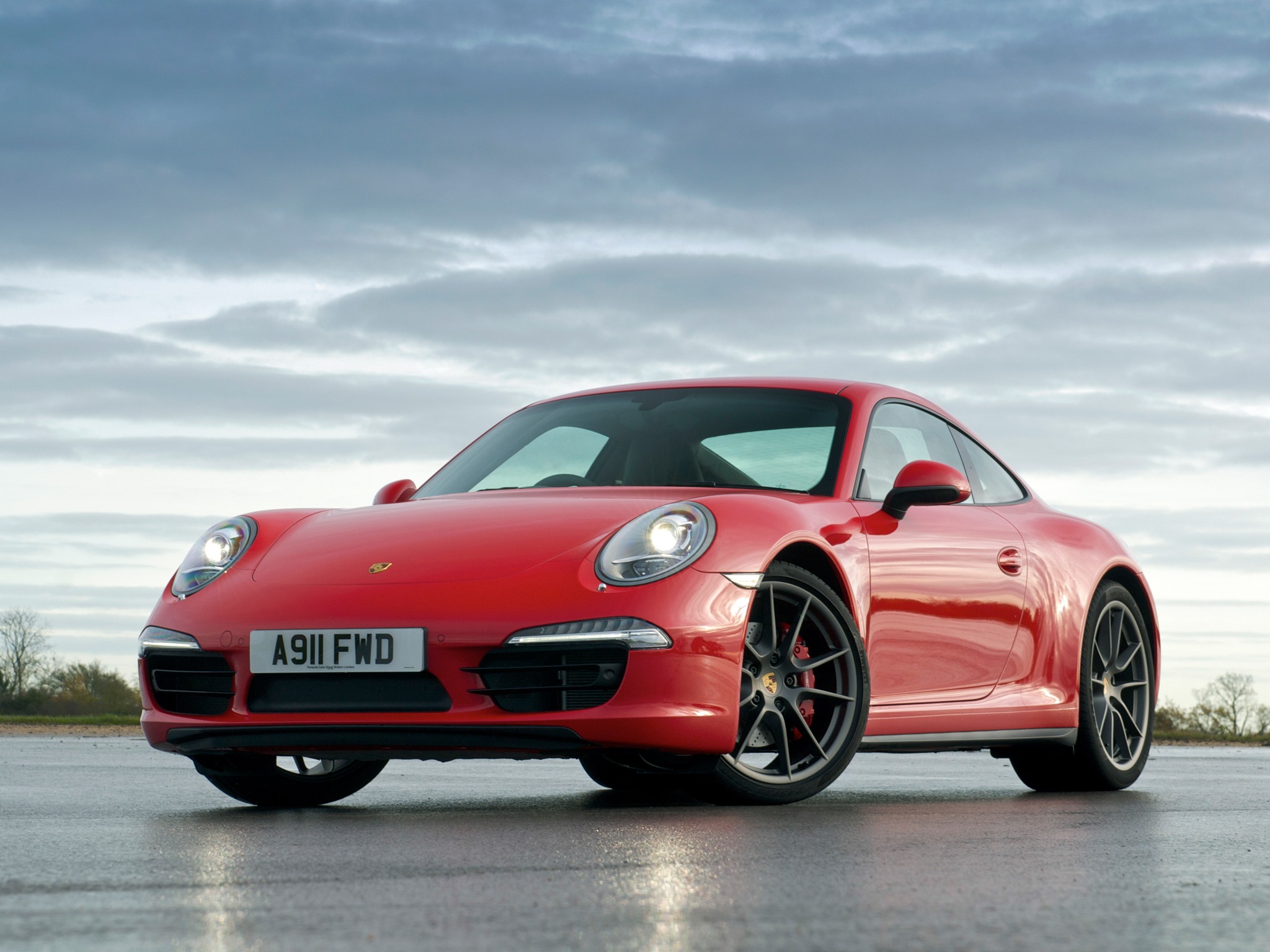Porsche 911 Carrera 4S photo 34