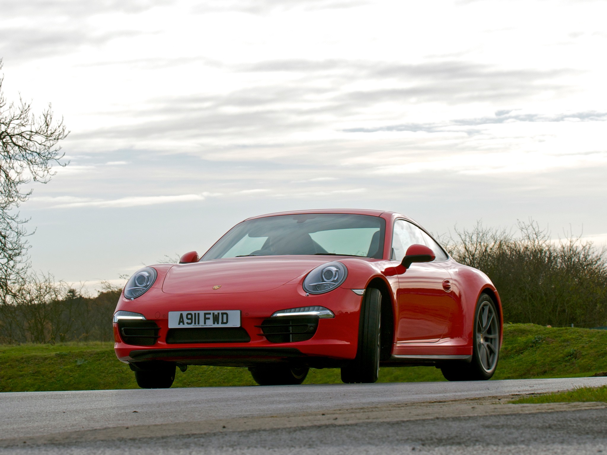 Porsche 911 Carrera 4S photo 39