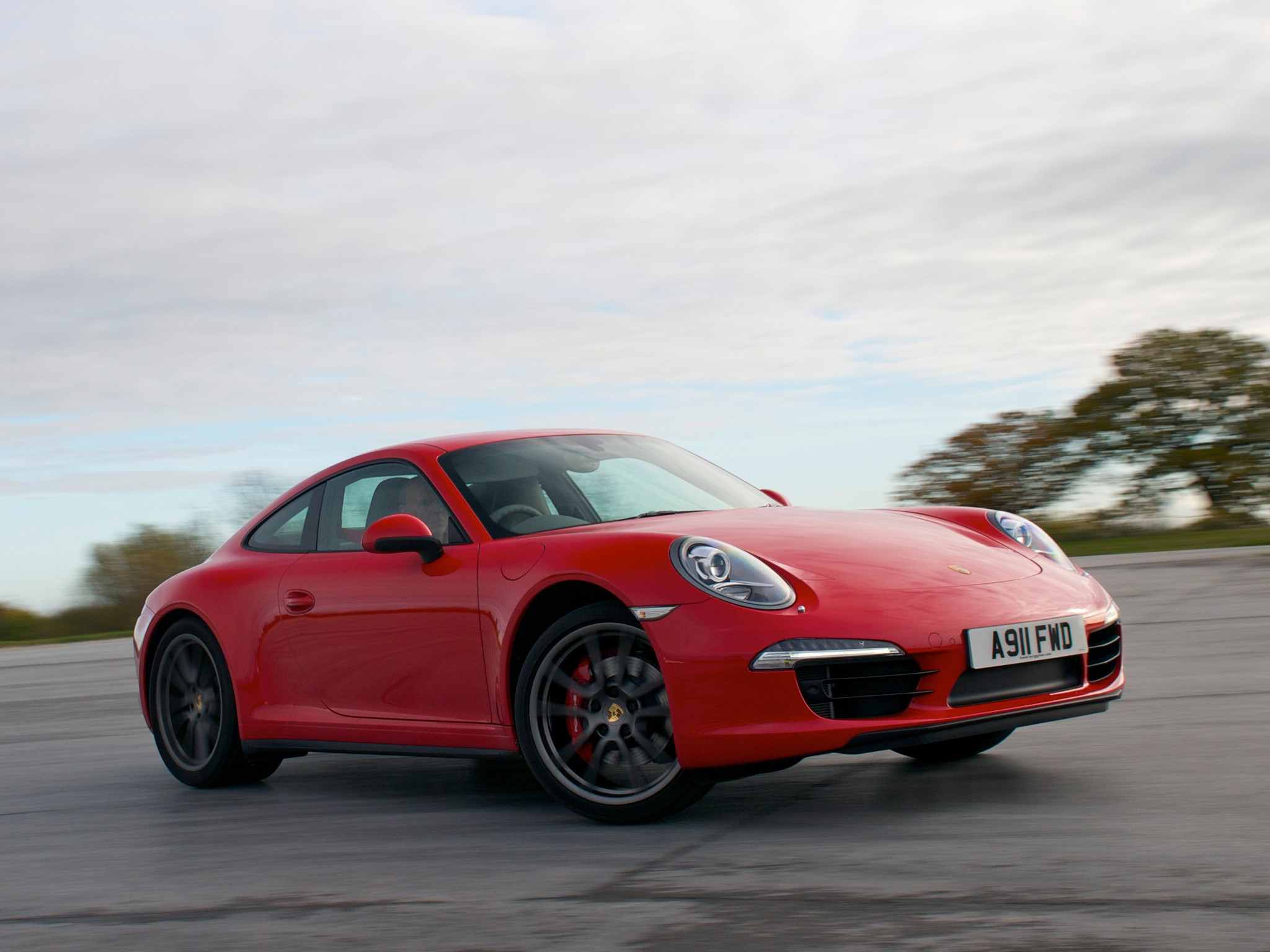 Porsche 911 Carrera 4S photo 41