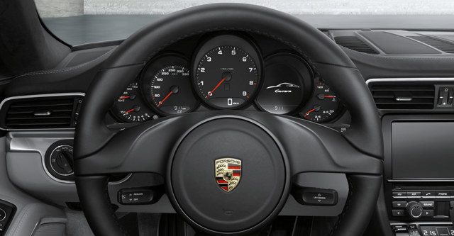 Porsche 911 Carrera 4S photo 42