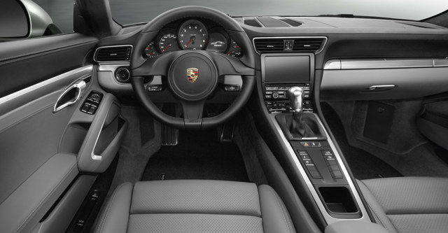 Porsche 911 Carrera 4S photo 16