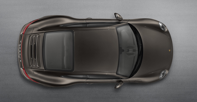 Porsche 911 Carrera 4S photo 9