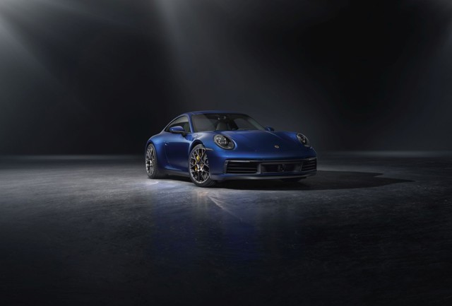 Porsche 911 Carrera 4S photo 14