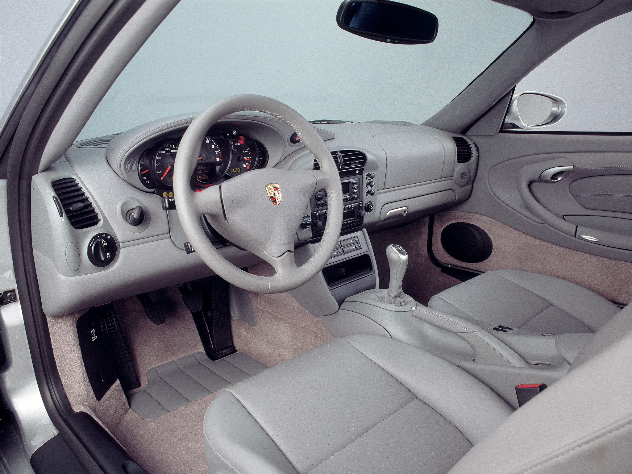 Porsche 911 Carrera 4S photo 54